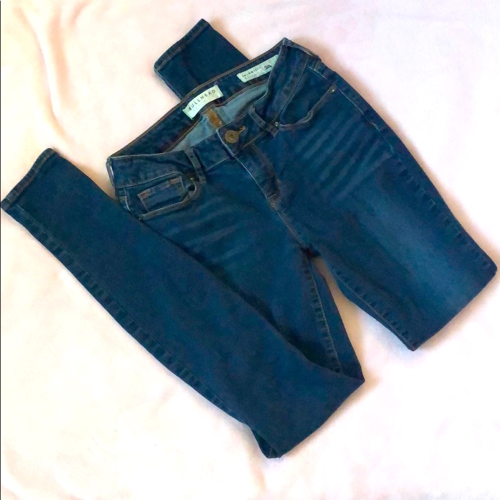 Bullhead “Skinniest” Skinny Jeans